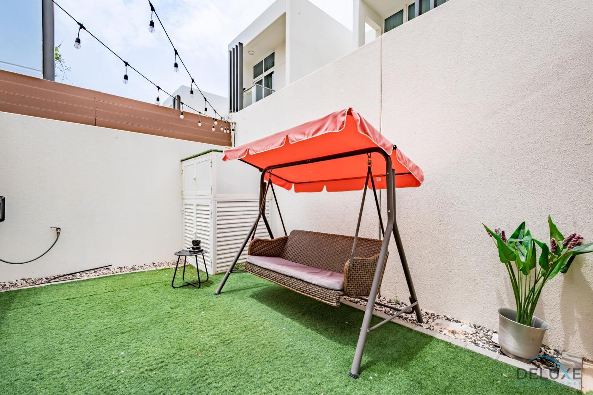 Charming 3br Townhouse With Study In Damac Hills 2 Centaury, Dubailand By Deluxe Homes Apartment Dubai